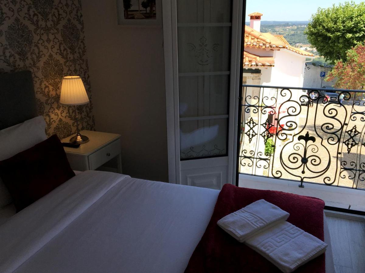 Casa Varanda Do Castelo Ourém Esterno foto